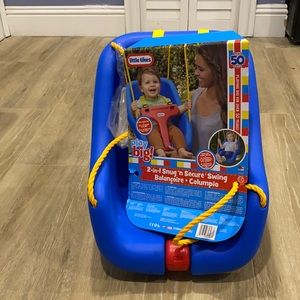 Little Tikes 2-in-1 Snug’ n Secure Swing